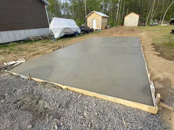 Dalle de béton extérieure
