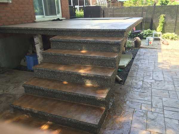 Escalier avec balcon